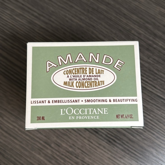 NWT L'OCCITANE Almond Milk Concentrate Body Cream - Picture 2 of 4